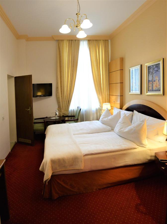 Hotel Am Kochbrunnen Wiesbaden Eksteriør bilde