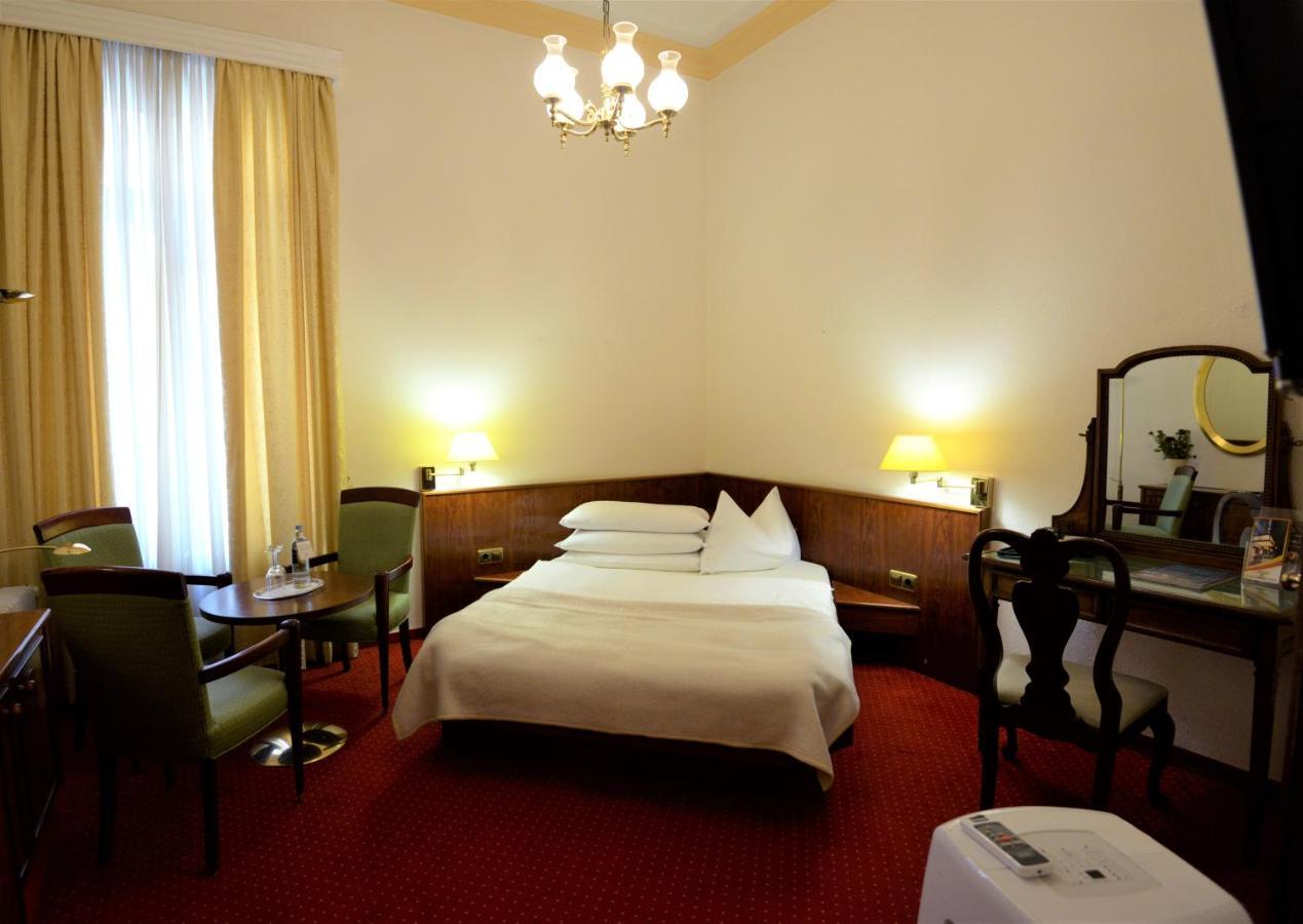 Hotel Am Kochbrunnen Wiesbaden Eksteriør bilde