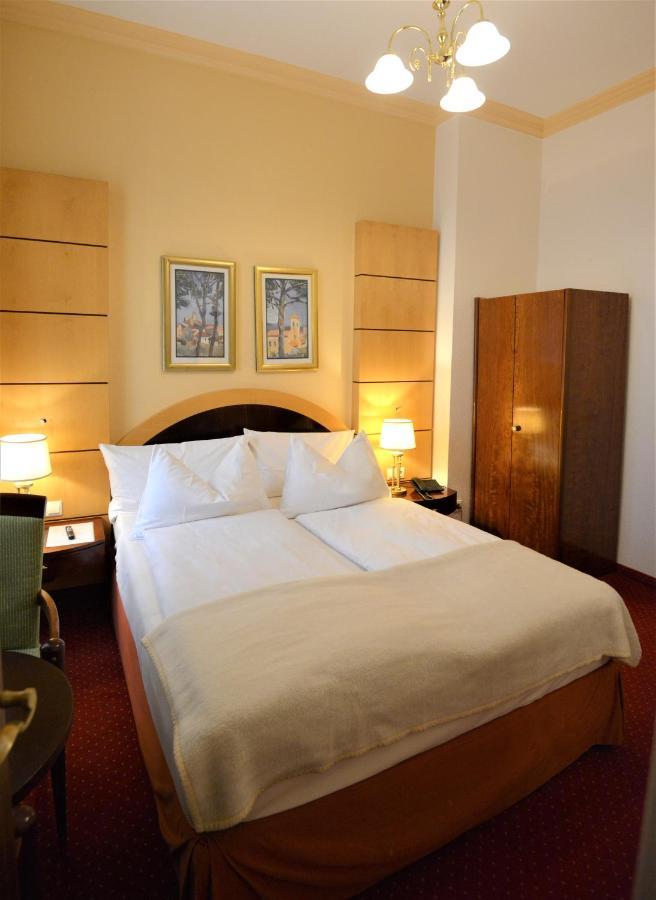 Hotel Am Kochbrunnen Wiesbaden Eksteriør bilde