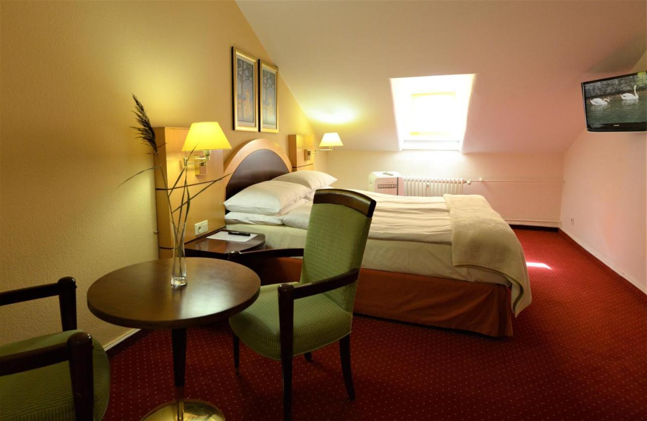 Hotel Am Kochbrunnen Wiesbaden Eksteriør bilde